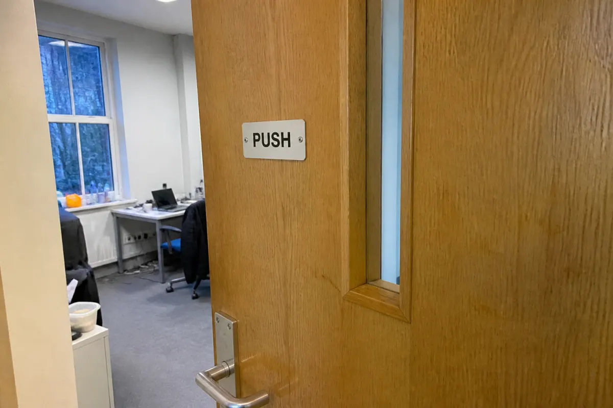 The reversed door sign