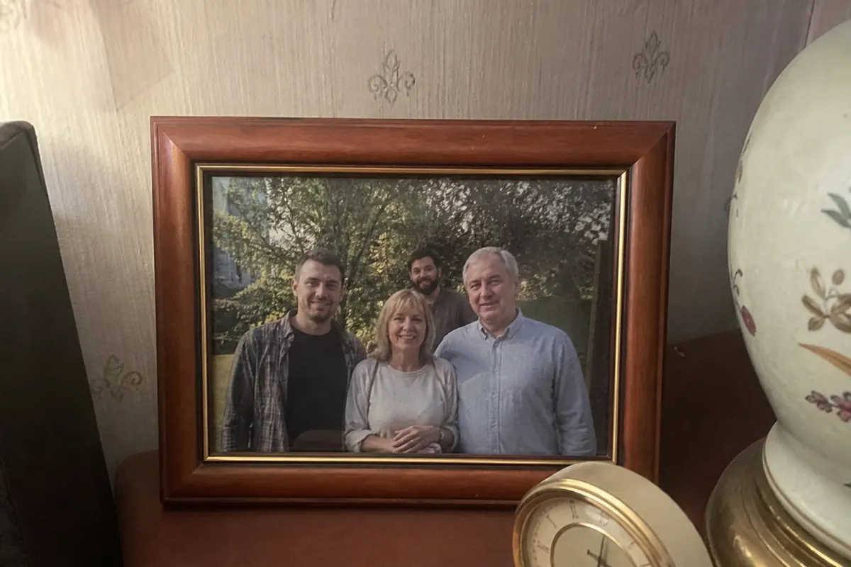 The photo swap
