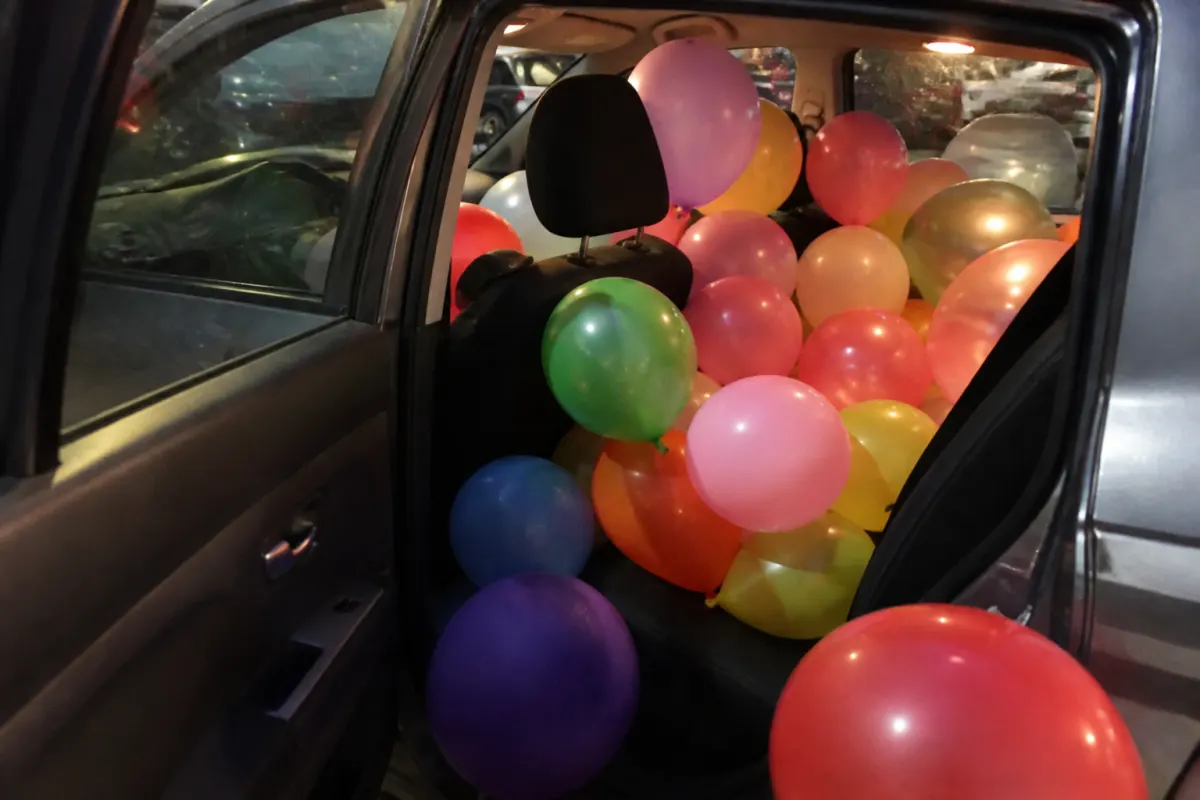Balloon car